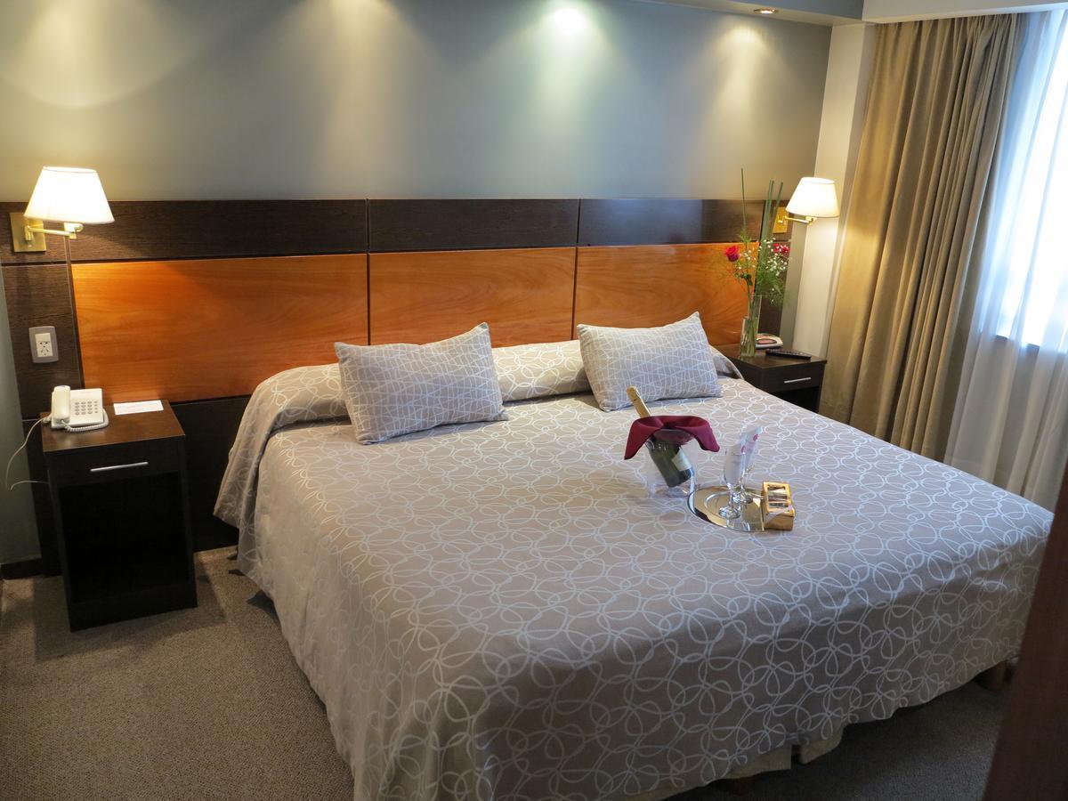 Hotel Corregidor Ла Плата Екстериор снимка